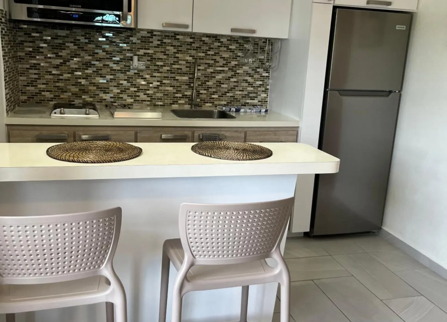 Apartment Walk To The Beach 2Min, Cozy, Boutique, Pool, Palmeras Del Mar Isabela